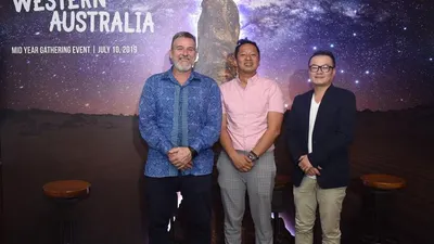 Andrew Oldfield, Director Partnerships TWA (Tourism Western Australia) dan Agus Ringgo Rahman. (ayojakarta.com/Istihanah Soejoethi)