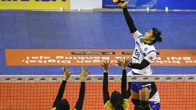 Pertandingan terakhir putaran pertama minggu ketiga Proliga Bola Voli 2020 antara tim putri Bandung bjb Tandamata vs PGN Popsivo Polwan berakhir dramatis.
