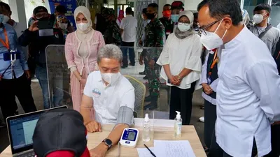 Disuntik Vaksin Covid-19, Wakil Wali Kota Bogor Sempat Tegang