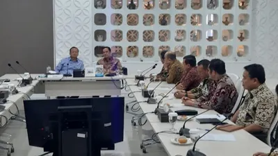DPP Ikatan Sarjana Kelautan Universitas Hasanuddin saat audiensi dengan Menteri Kelautan dan Perikanan, Edhy Prabowo/Isla Unhas