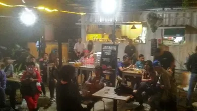 Peserta diberikan pengarahan sebelum berangkat dalam kegiatan Jakarta Mystical Tour 2019/Ayojakarta.com - Hendy Dinata