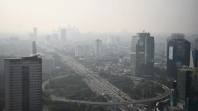 Pemandangan kawasan Jalan Gatot Subroto, Jakarta Selatan, dari ketinggian/Antara