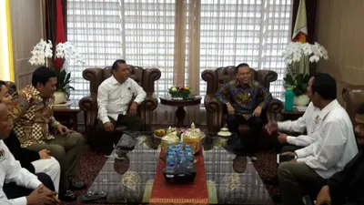 Pengurus PWI Jaya bersilaturahmi dengan Wakil Ketua DPR Sufmi Dasco Ahmad (PWI Jaya)