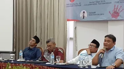 Ketua Dewan Pimpinan Daerah Gerakan Angkatan Muda Kristen Indonesia (DPD GAMKI) Provinsi DKI Jakarta, Jhon Roy P Siregar (berbicara)