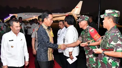 Presiden Jokowi Tiba di Pekanbaru/Laily Rachev - Biro Pers Sekretariat Presiden