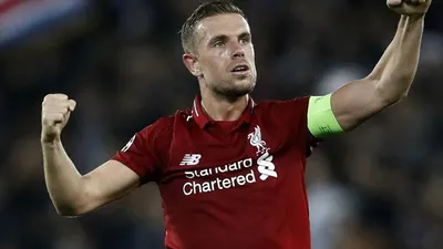 Kapten Liverpool Jordan Henderson (ist)
