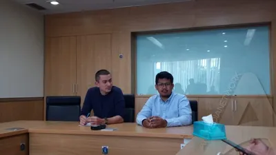 Idris Ahmad, Anggota DPRD DKI Jakarta (kiri) dan Wakil Ketua DPW PSI Jakarta sekaligus Jubir PSI, Rian Ernest/Ayojakarta.com