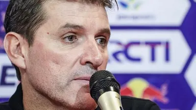 Pelatih Persija Jakarta asal Spanyol Julio Banuelos Saez. (ayojakarta.com/Hendy Dinata)