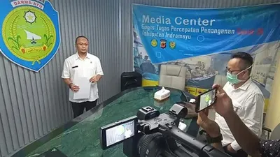Jurubicara Gugus Tugas Percepatan Penanganan COVID-19 Kabupaten Indramayu, Deden Bonni Koswara
