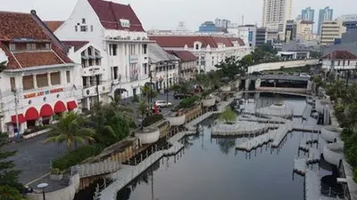 Suasana Kali Besar Kota, Tamansari, Jakarta Barat, di masa penerapan PSBB DKI Jakarta. (Liputan6/Helmi Fithriansyah)