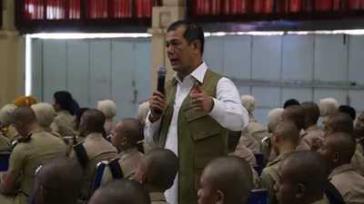 Doni Munardo memberikan materi seminar di Fakultas Hukum Tata Pemerintahan Tahun 2019, di Kampus IPDN, Sumedang, Jawa Barat (Ayojakarta.com/Dhika Alam Noor)