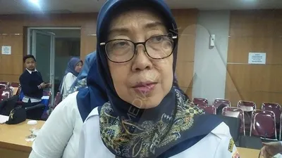 Kepala Dinas Kesehatan DKI Jakarta, Widyastuti-Apriia Rahapit