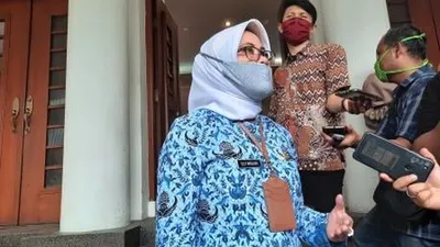 Kepala Dinas Perdagangan dan Perindustrian (Disdagin) Kota Bandung Elly Wasliah.(Ayobandung.com/Nur Khansa)