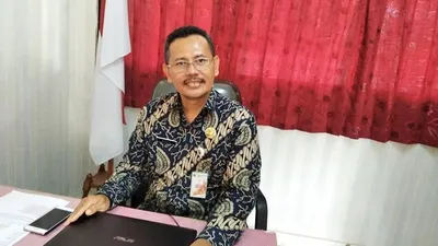 Kepala SDN 07 Sukabumi Selatan, Holil (Ayojakarta.com/Dhika Alam Noor)