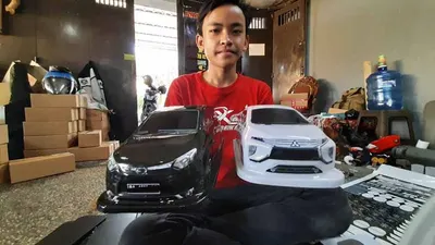 Tempat tisu berbentuk mobil produksi Sindanglaya, Kecamatan Arcamanik, Kota Bandung, Sabtu (18/7/2020).(Ayobandung/Nur Khansa)