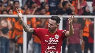 Pemain tengah Persija Jakarta asal Belanda, Marc Anthony Klok. instagram: @marc.klok_10