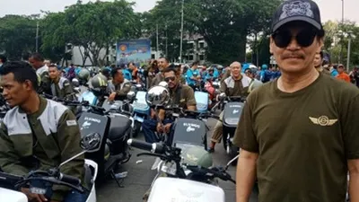 Komunitas sepeda motor listrik ikuti Karnaval Jakarta Langit Biru/beritajakarta.id
