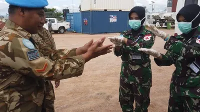 Prajurit TNI di Konggo merayakan Hari Raya Iduladha 1441 H di daerah misi di Soekarno Camp, HQ, COB Bendera & SCD Lulimba, Tanganyika Republik Demokratik Kongo, Jumat (31/7/2020). (Papen Satgas TNI Konga XXXIX-/RDB Monusco)