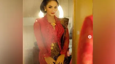 Krisdayanti ©instagram.com/krisdayantilemos