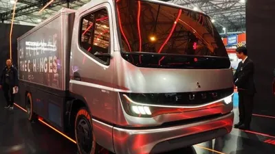Penampilan Mitsubishi Fuso Super Great model 2019 di ajang Tokyo Motor Show 2019. Sebagai ilustrasi [Dok Mitsubishi Fuso].