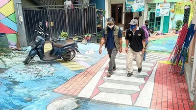 Warga RW 08, Kelurahan Lenteng Agung, Kecamatan Jagakarsa, Jakarta Selatan, menggelar lomba menghias kampung/dok: Instagram @kominfotikjs