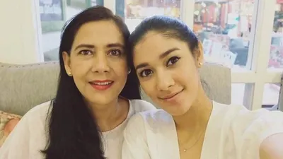 Lidya Kandou dan Naysilla Mirdad (Instagram @naymirdad)