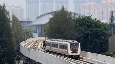 Beroperasi 3 Pekan, 74.187 Penumpang Naik LRT Jakarta