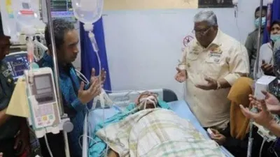Gubernur Sultra Ali Mazi dan Ketua DPRD Sultra Abdurrahman Saleh saat berdoa untuk kesembuhan mahasiswa UHO Kendari, Yusuf Kardawi. Dikabarkan telah meninggal dunia, Jumat (27/9/2019) /Dokumen Dinas Kominfo Sultra