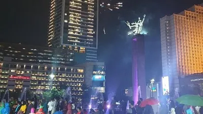 Perayaan malam Tahun Baru di Bundaran HI, Jalan MH Thamrin, Jakarta Pusat, pada 31 Desember 2018. (Liputan 6)