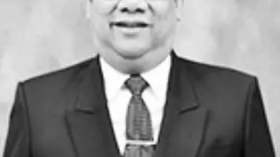 DR Irianto MS Syafiuddin (Pak Yance) Mantan Bupati Indramayu (diskominfoindramayu)