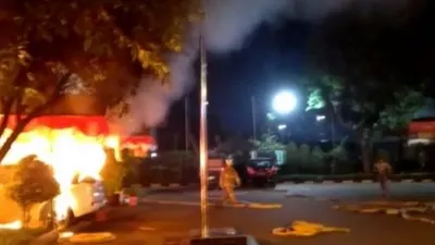 tangkap layar penyerangan Mapolres Ciracas/ dok