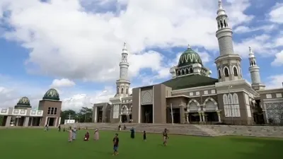 Suasana Masjid Baitulrahman Kabupaten Tasikmalaya saat belum dibuka secara penuh.