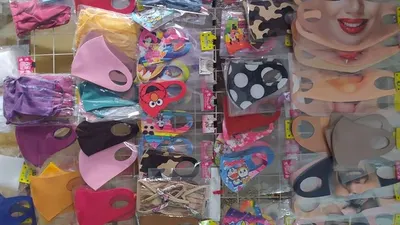 Masker Scuba Karakter Wajah Lagi Tren, Sudah Punya?