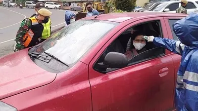 Banyak warga dari zona merah covid-19 ingin masuk wilayah Cianjur. (Ayobandung.com/Muhammad Ikhsan)