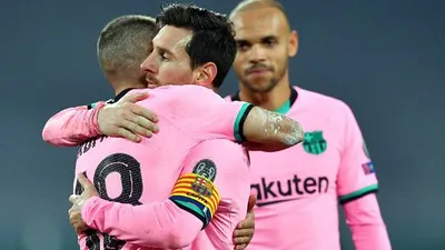 Messi membawa Barcelona unggul atas Juventus. (twitter UEFA)