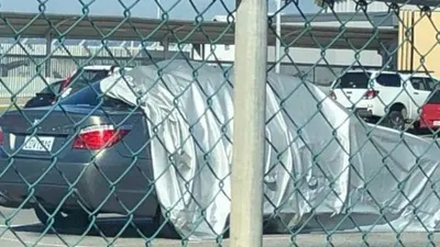 Mobil berpelat COVID-19 di Austtralia [ABC News Australia].