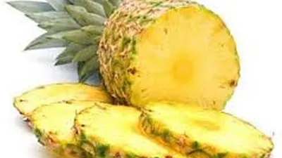 Nanas digunakan untuk mengempukan dan menghilangkan bau prengus daging kambing. (dok)