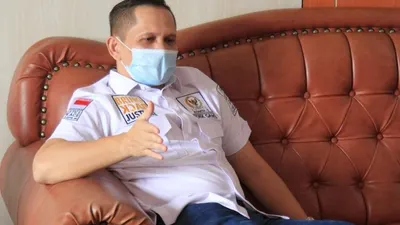Presiden Persiraja, Nazaruddin Dek Gam