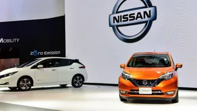Nissan Note e-power dan Nissan LEAF dalam sebuah pameran otomotif di Thailand. Sebagai ilustrasi [Shutterstock].