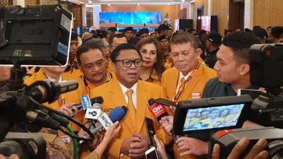 Ketua Umum Partai Hanura, Oesman Sapta Odang di Hotel Sultan, Jakarta, Selasa (17/12/2019)