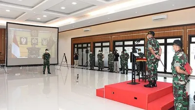 Panglima TNI Marsekal TNI Hadi Tjahjanto memberi sambutan dalam pembukaan  Latsitardanus XL tahun 2020 di Cilangkap, Jakarta Timur, Selasa (7/4/2020)(Kabidpenum Puspen TNI, Kolonel Sus Taibur Rahman)