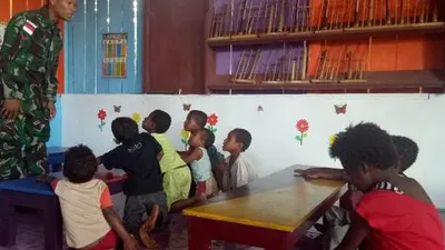 Prajurit Pamtas RI-PNG Sulap Rumah Pintar Jadi PAUD