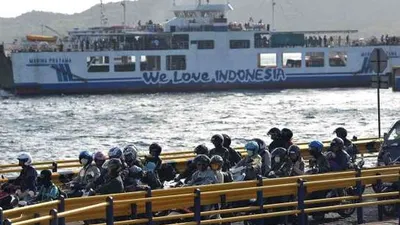 Sebagai ilustrasi,  Lebaran di Pelabuhan Gilimanuk, Jembrana, Bali tahun lalu. Foto: Suara.com.