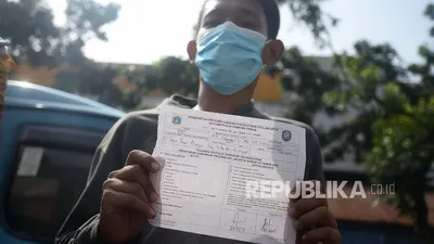 Sebagai ilustrasi, pelanggar PSBB di DKI Jakarta dikenakan sanksi tertulis. (republika.co.id)