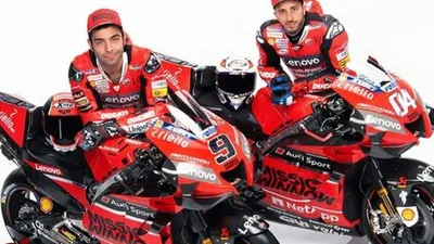 Danilo Petrucci (kiri) dan Andrea Dovizioso menjadi andalan tim Ducati untuk MotoGP 2020. [Instagram/ducaticorse]