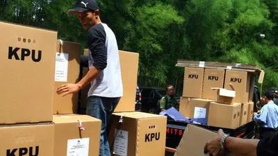 Ilustrasi logistik pemilihan umum di Kepulauan Seribu (Antara/Muhammad Iqbal)