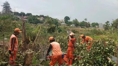 Pembersihan Waduk Munjul/ dok