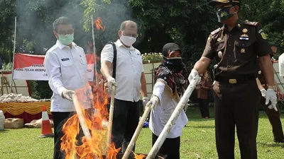 Ratusan Barang Bukti Kejahatan Dimusnahkan di Kota Bogor