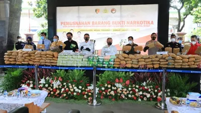 Jumpa pers pemusnahan barang bukti narkotika di Gedung Bareskrim Polri, Jakarta Selatan, Rabu (23/12/2020). (dok Humas Polri)