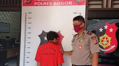 Pelaku pencurian minimarket. (Ayobogor/Husnul Khatimah)